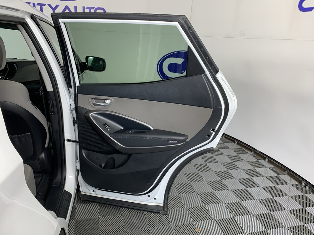 Used 2018 Hyundai Santa Fe Sport FWD image 32