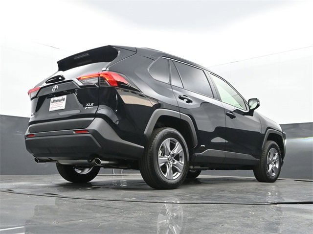 Used 2025 Toyota RAV4 XLE image 25
