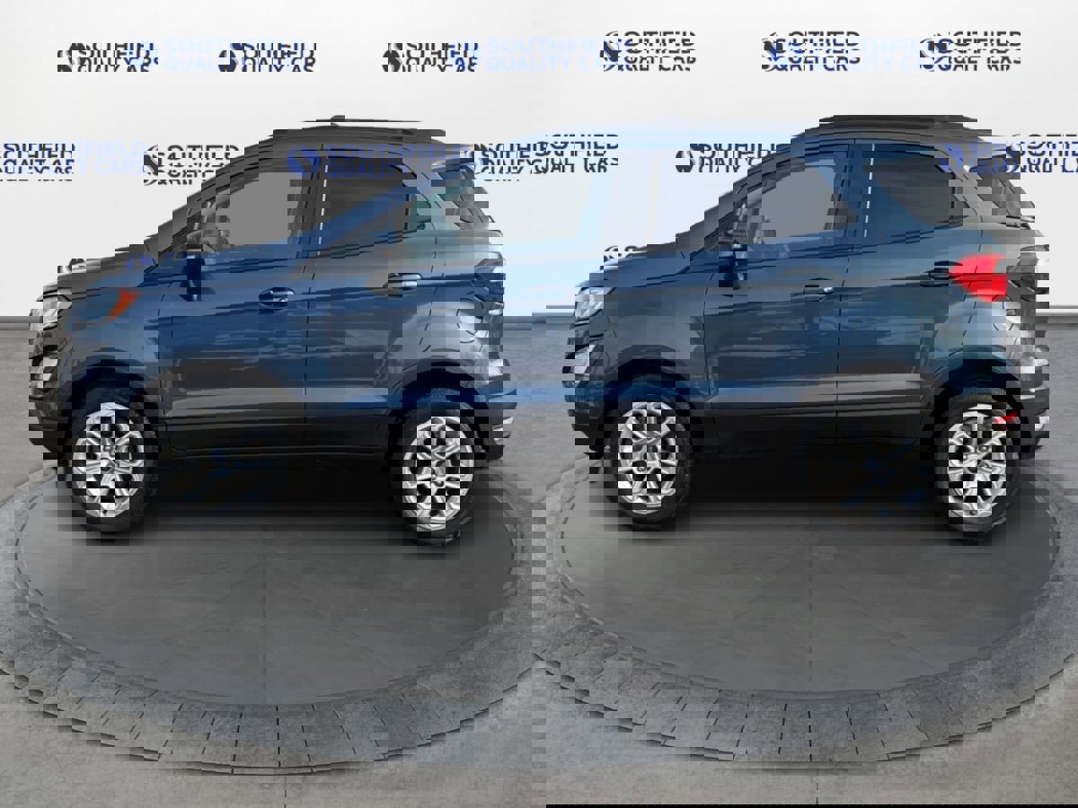 Used 2021 Ford EcoSport SE w/ SE Convenience Package image 3