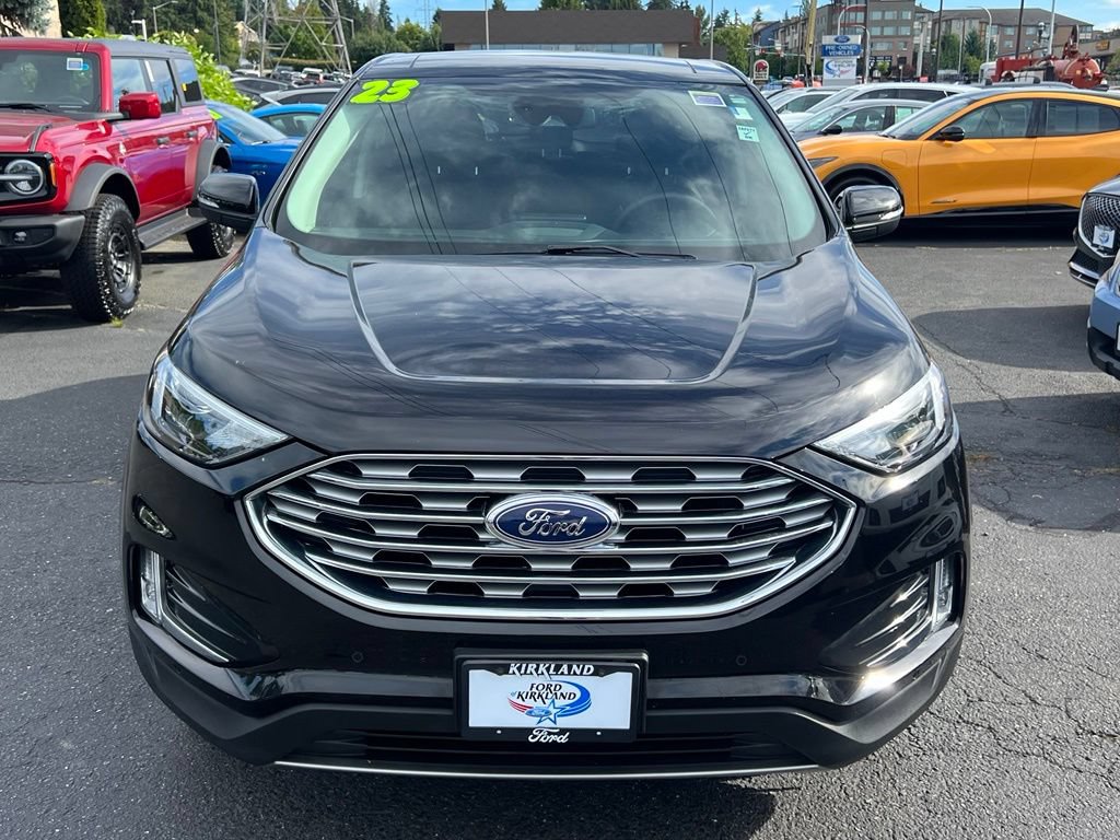 Certified 2023 Ford Edge Titanium AWD/4WD image 4