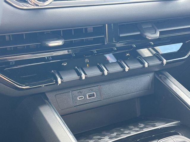 New 2026 GMC Canyon Elevation image 20