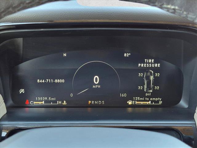 Used 2023 Lincoln Nautilus AWD image 11