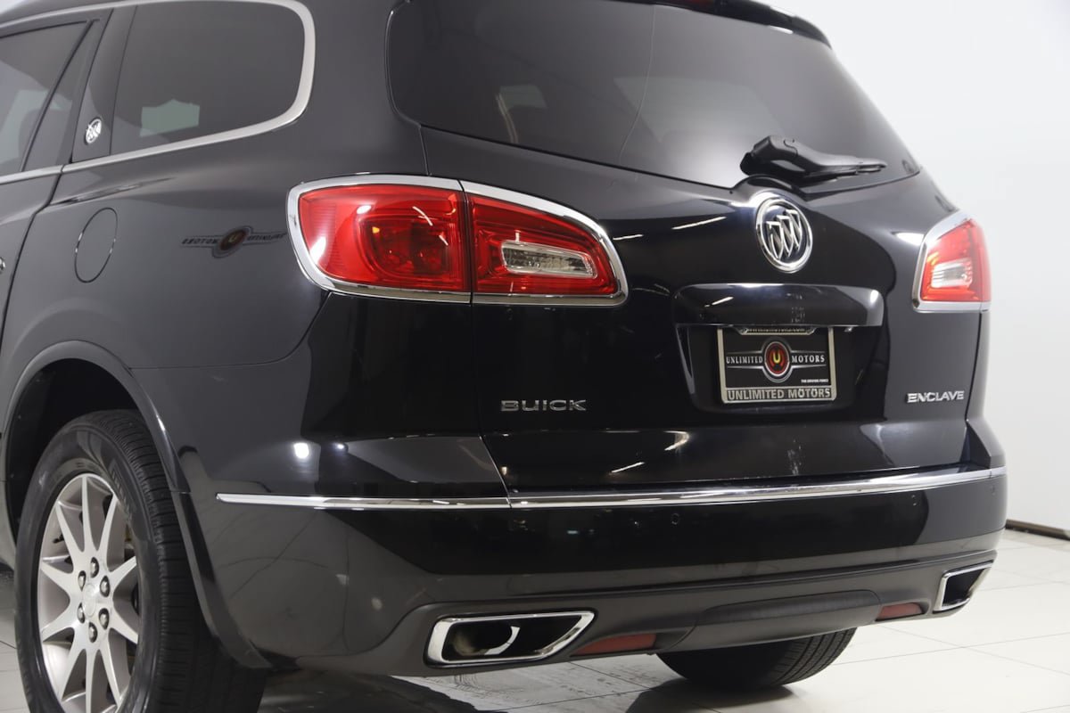 Used 2017 Buick Enclave Leather FWD image 22
