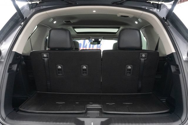 Used 2023 Honda Pilot Touring image 13