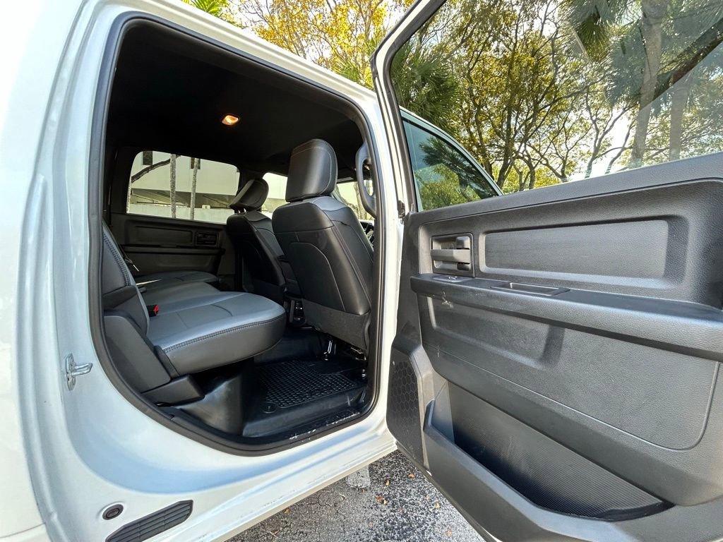 Used 2026 RAM 3500 Tradesman w/ Chrome Appearance Group image 37