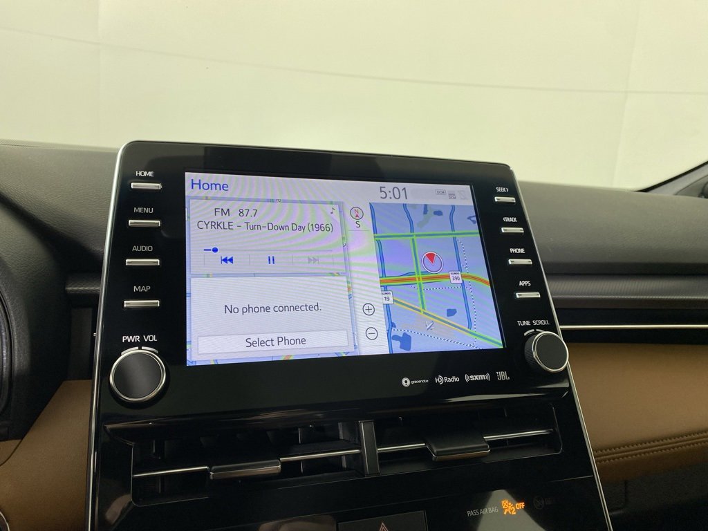 Used 2022 Toyota Avalon Touring image 13