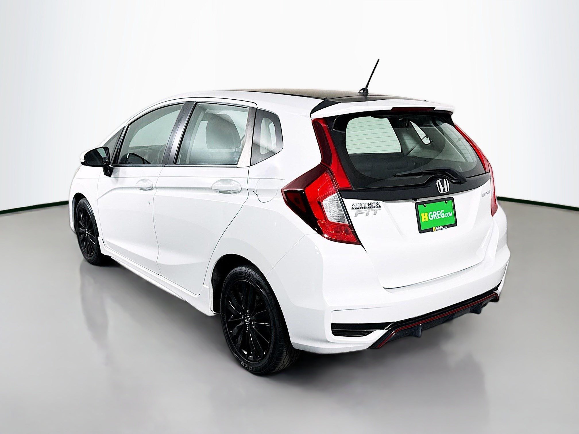 Used 2018 Honda Fit Sport image 7