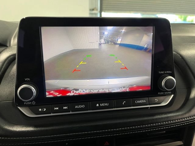 Used 2024 Nissan Rogue S AWD/4WD image 28