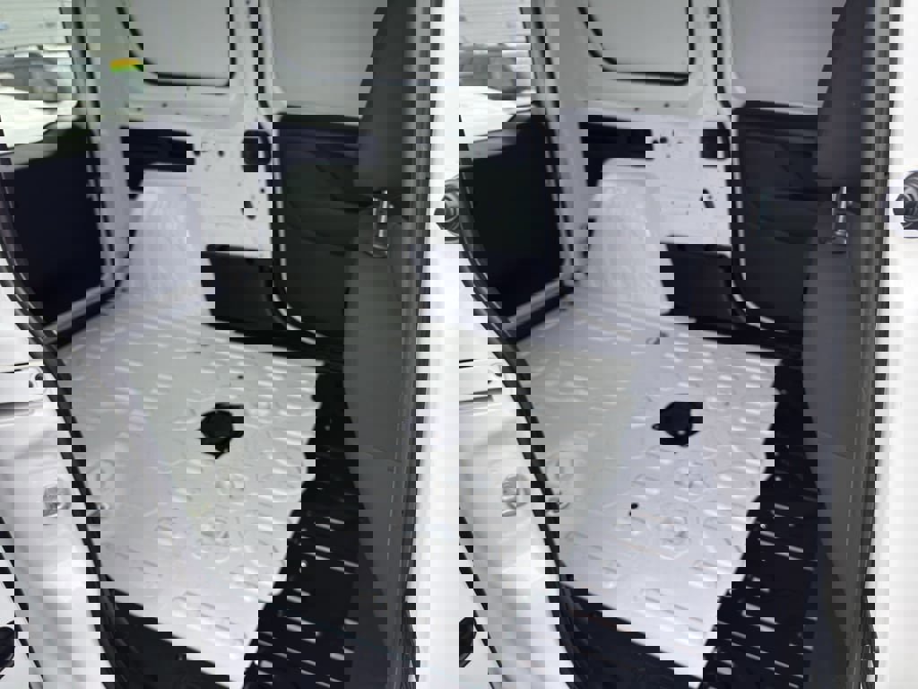 Used 2021 RAM ProMaster City Tradesman SLT image 16