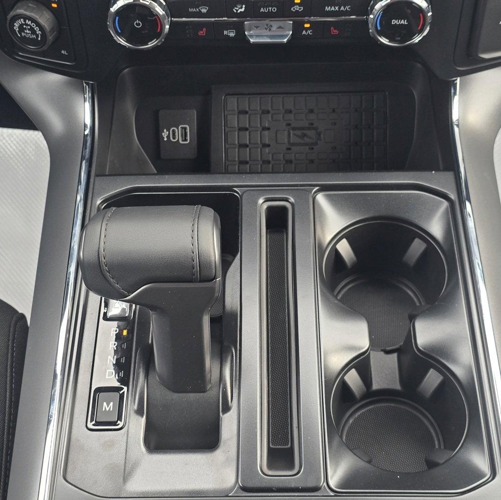 New 2025 Ford F150 XLT image 23