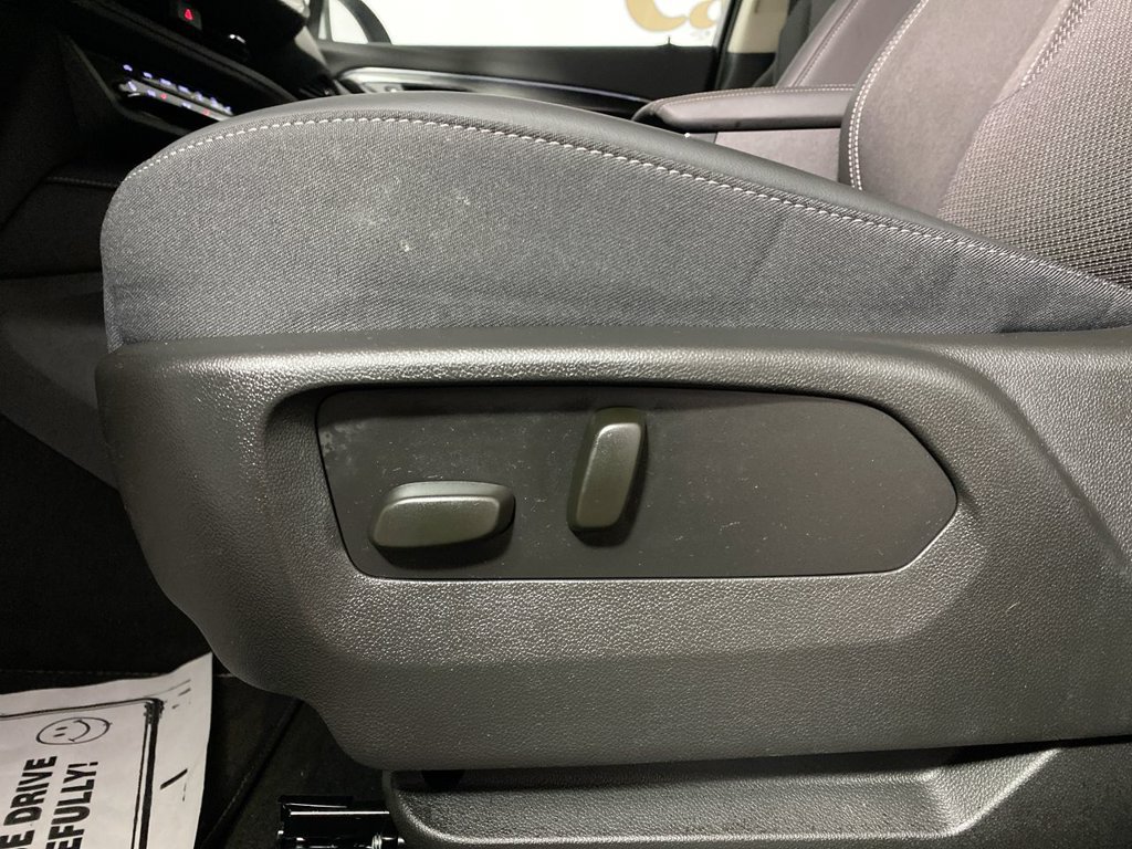 Certified 2023 Buick Envision Preferred AWD/4WD image 12
