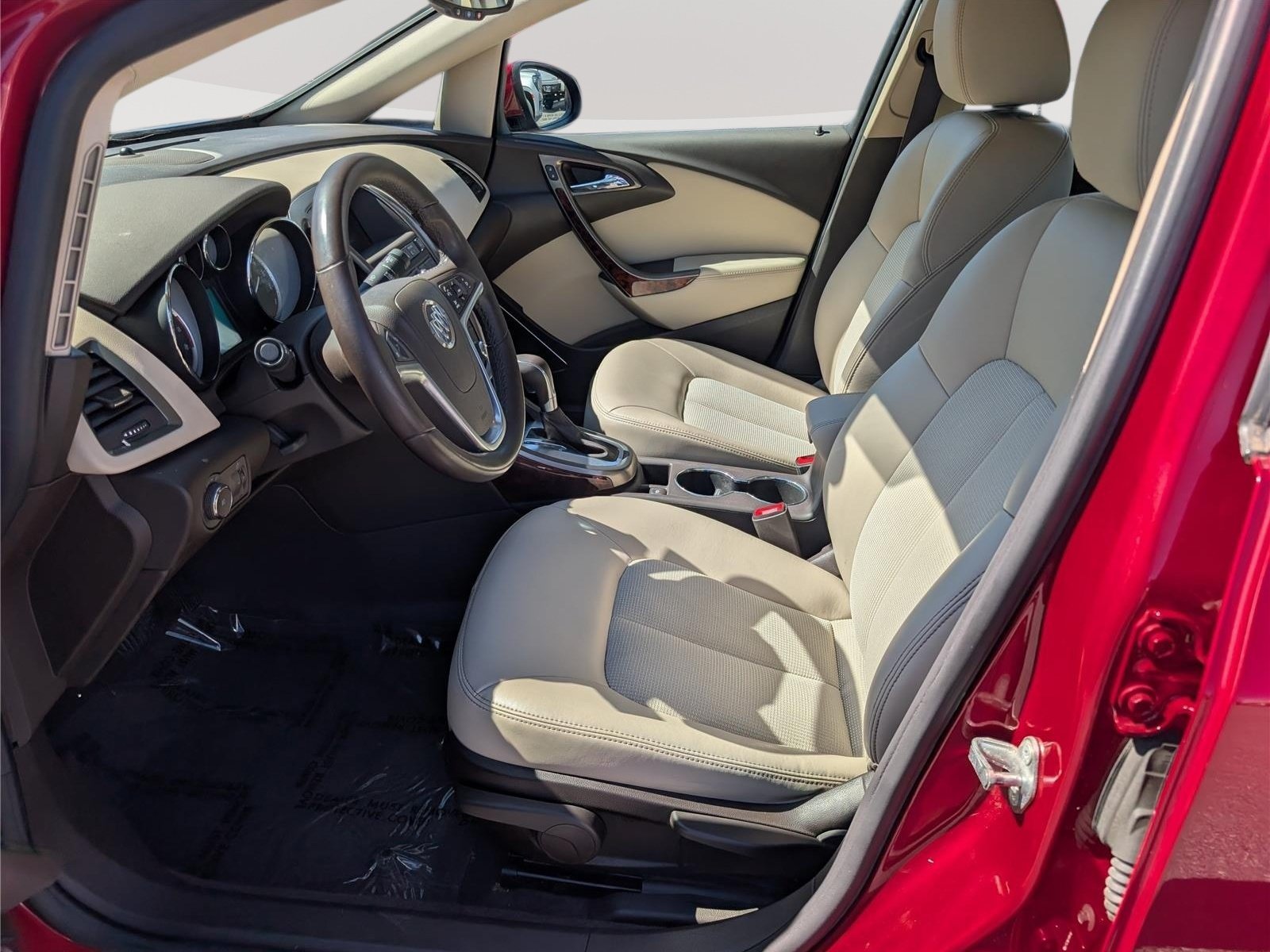 Used 2014 Buick Verano FWD image 15