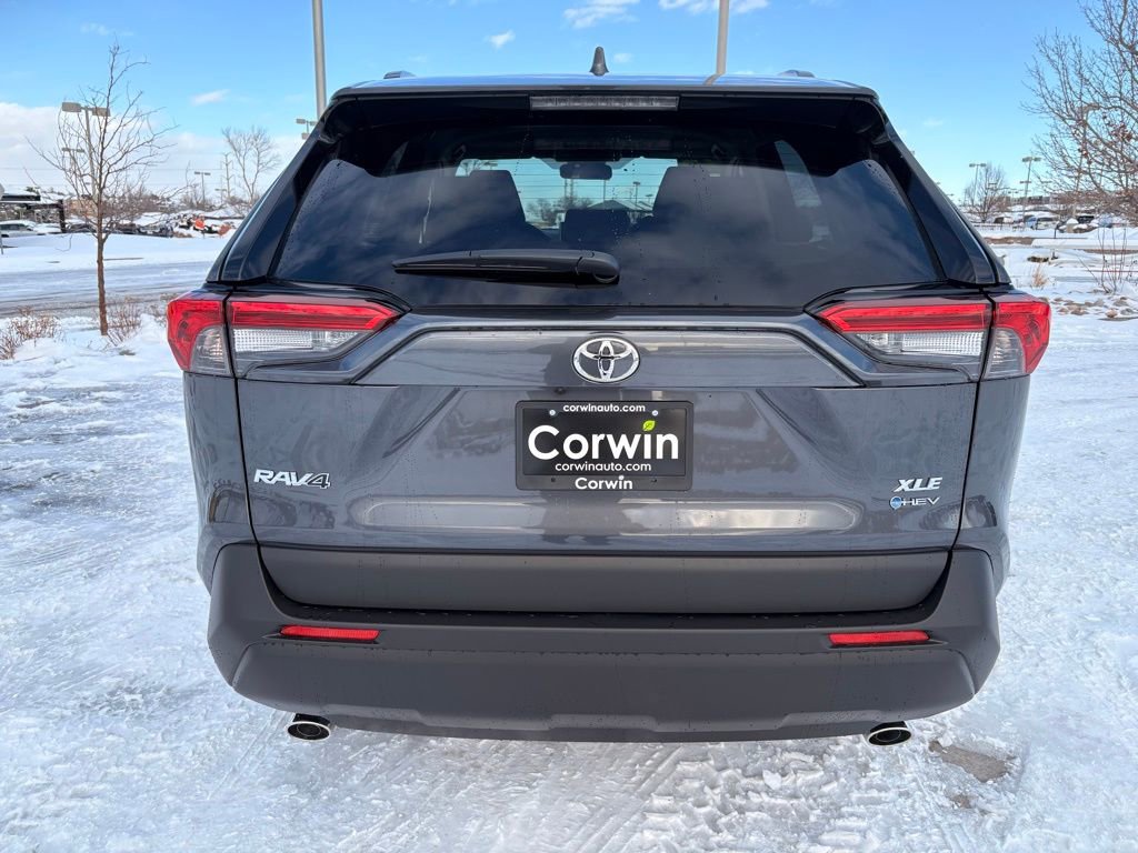 Used 2025 Toyota RAV4 XLE image 6