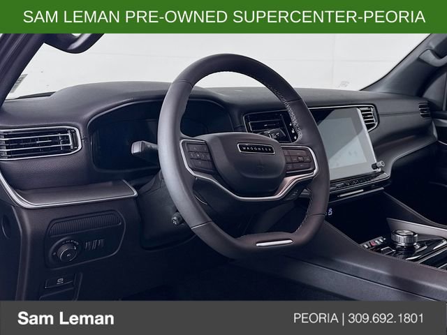 Used 2025 Jeep Wagoneer Series II image 9