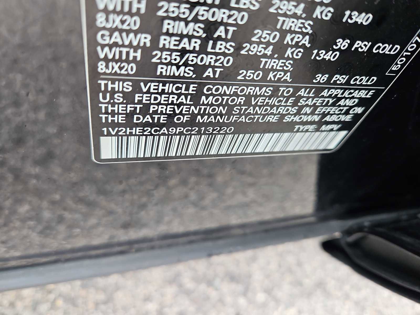 Used 2023 Volkswagen Atlas Cross Sport SE image 14