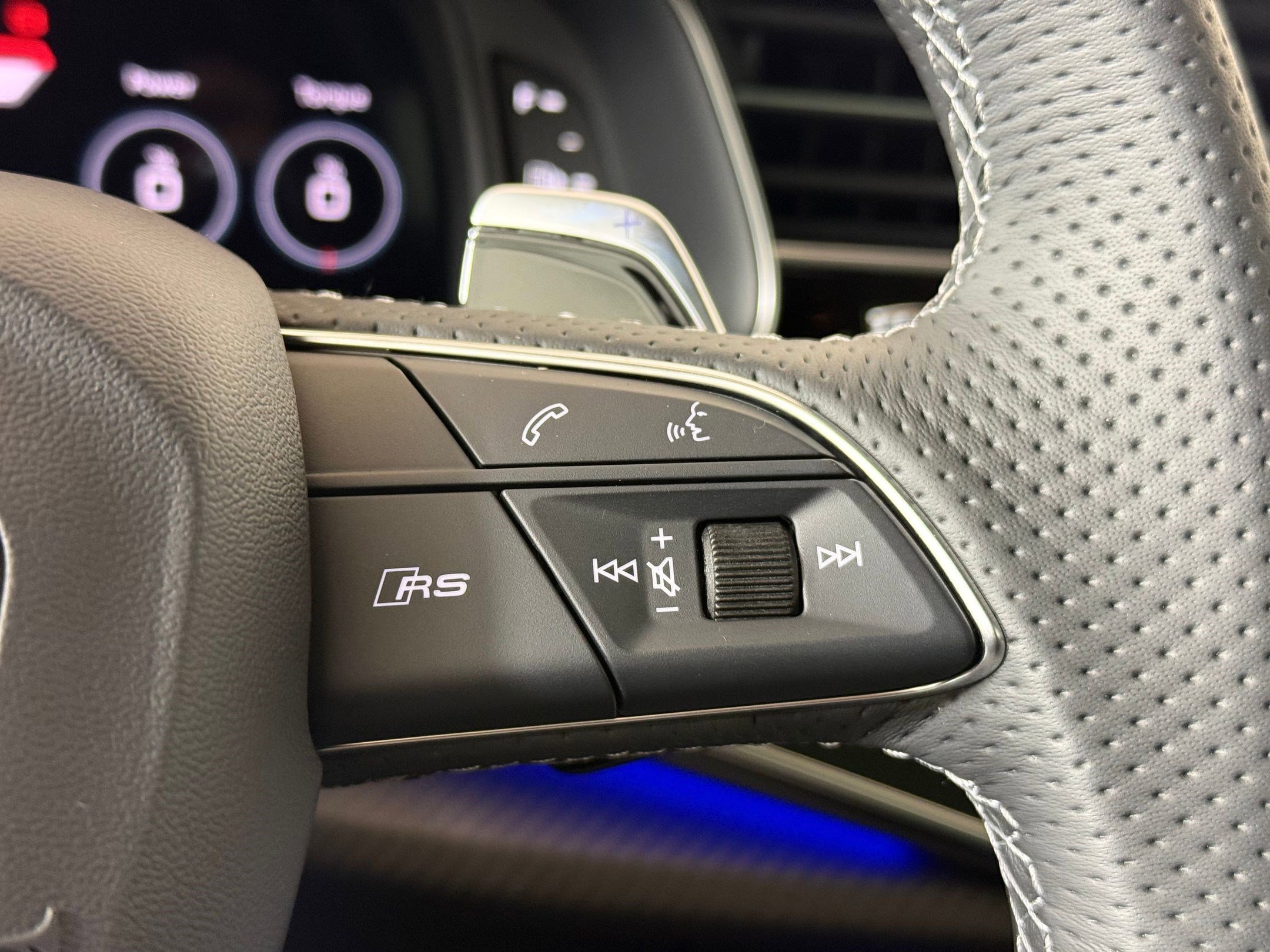 New 2026 Audi RS Q8 performance image 28