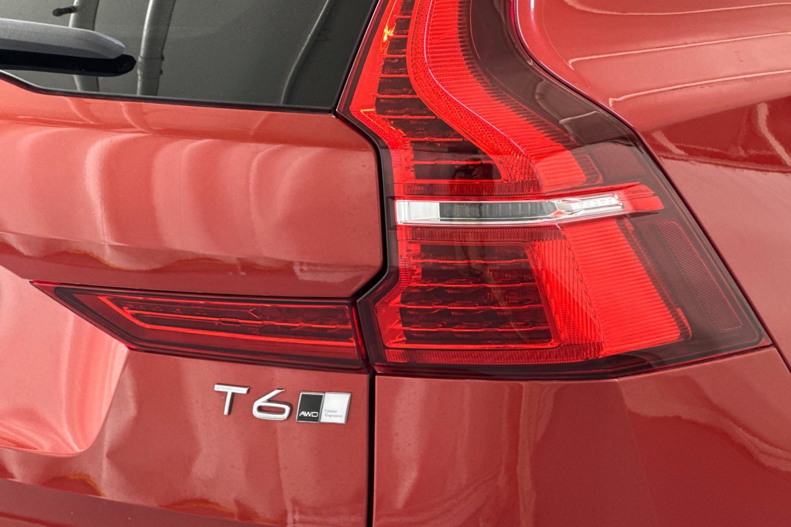 Used 2019 Volvo XC60 T6 Momentum AWD/4WD image 31