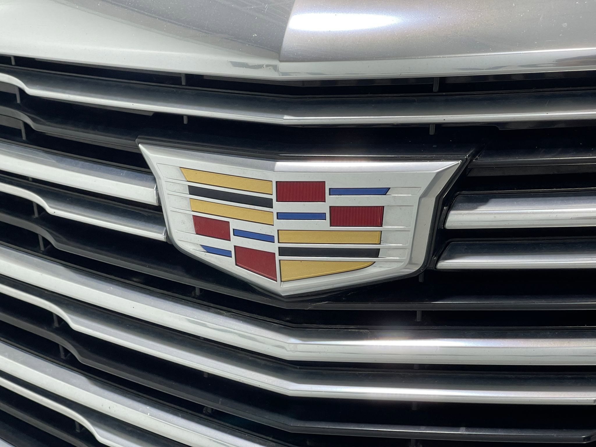 Used 2017 Cadillac XT5 Luxury image 38