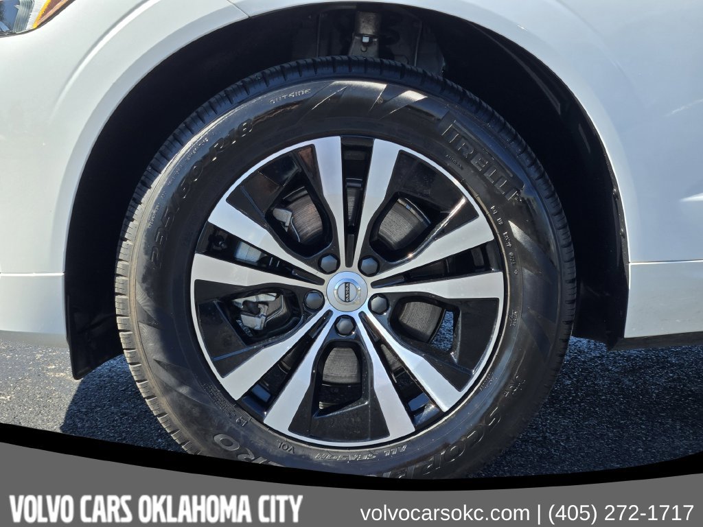 Certified 2025 Volvo XC60 B5 Core w/ Protection Package Premier AWD/4WD image 9