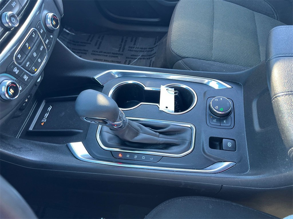 Used 2023 Chevrolet Traverse LT w/ Midnight/Sport Edition image 26