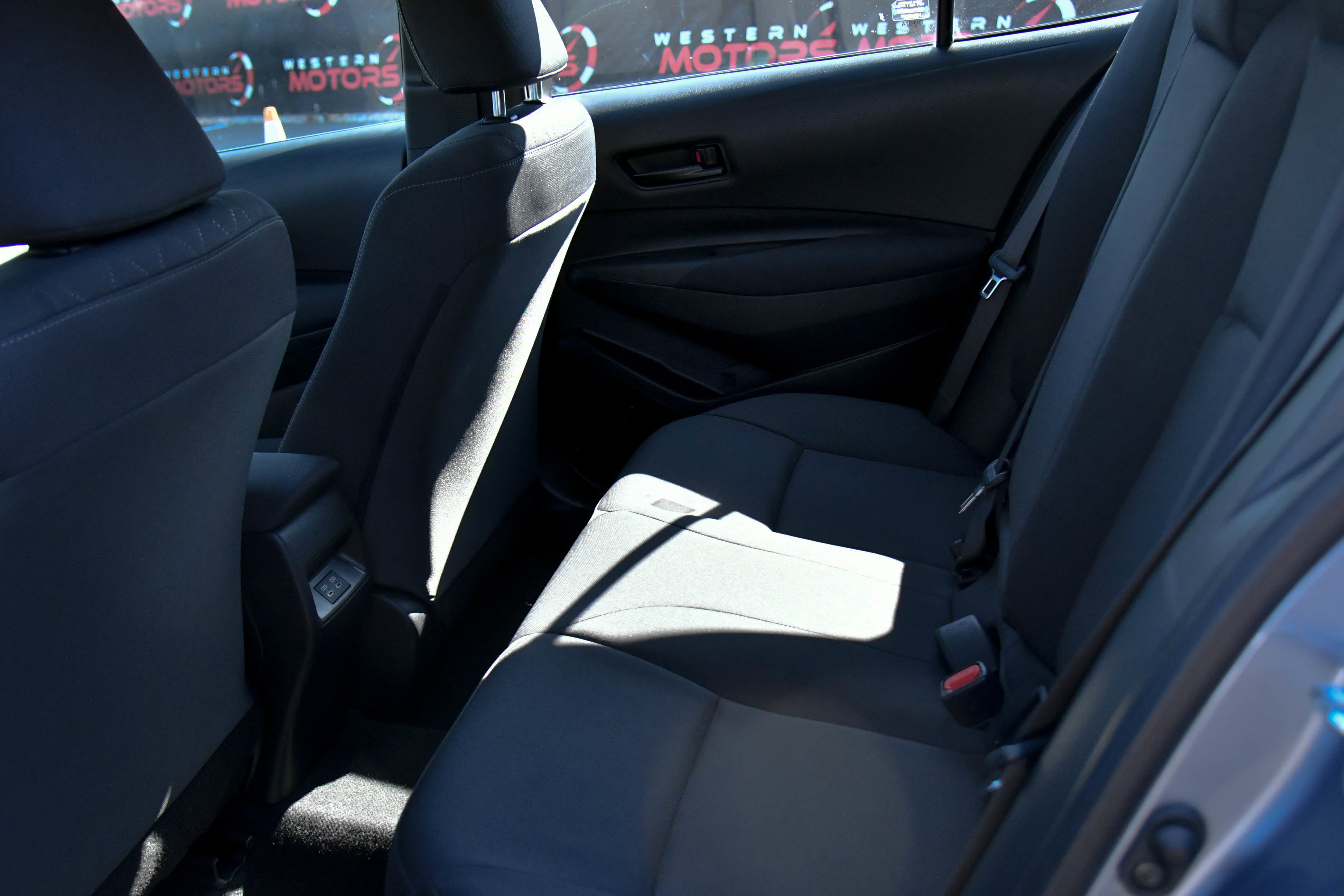 Used 2024 Toyota Corolla LE image 34