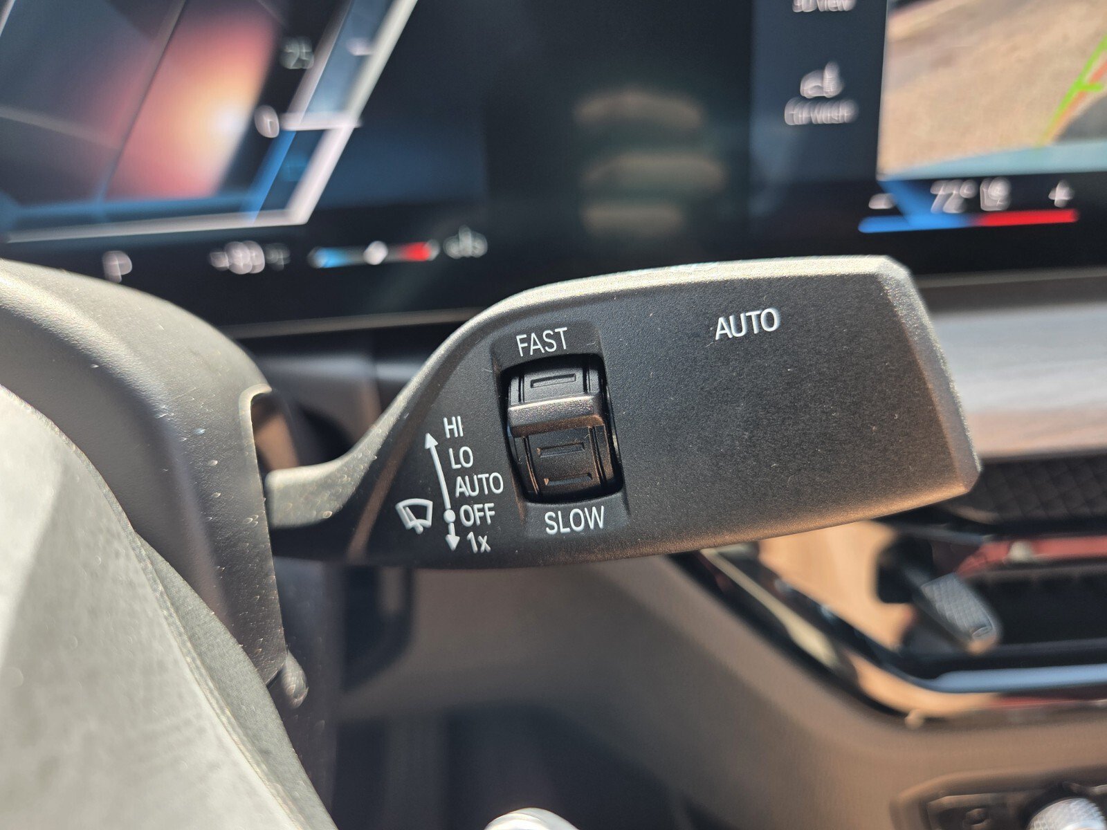 Certified 2025 BMW 330i Sedan RWD image 30
