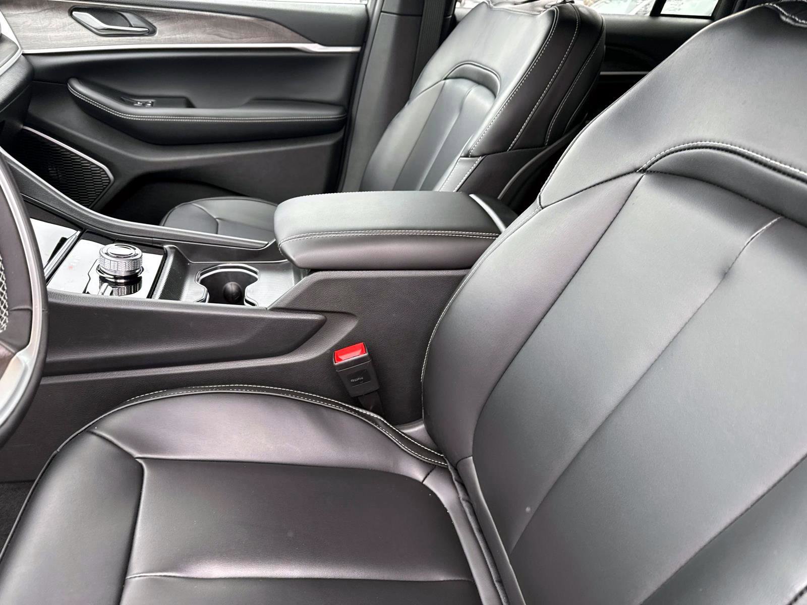 New 2026 Jeep Grand Cherokee Limited image 10