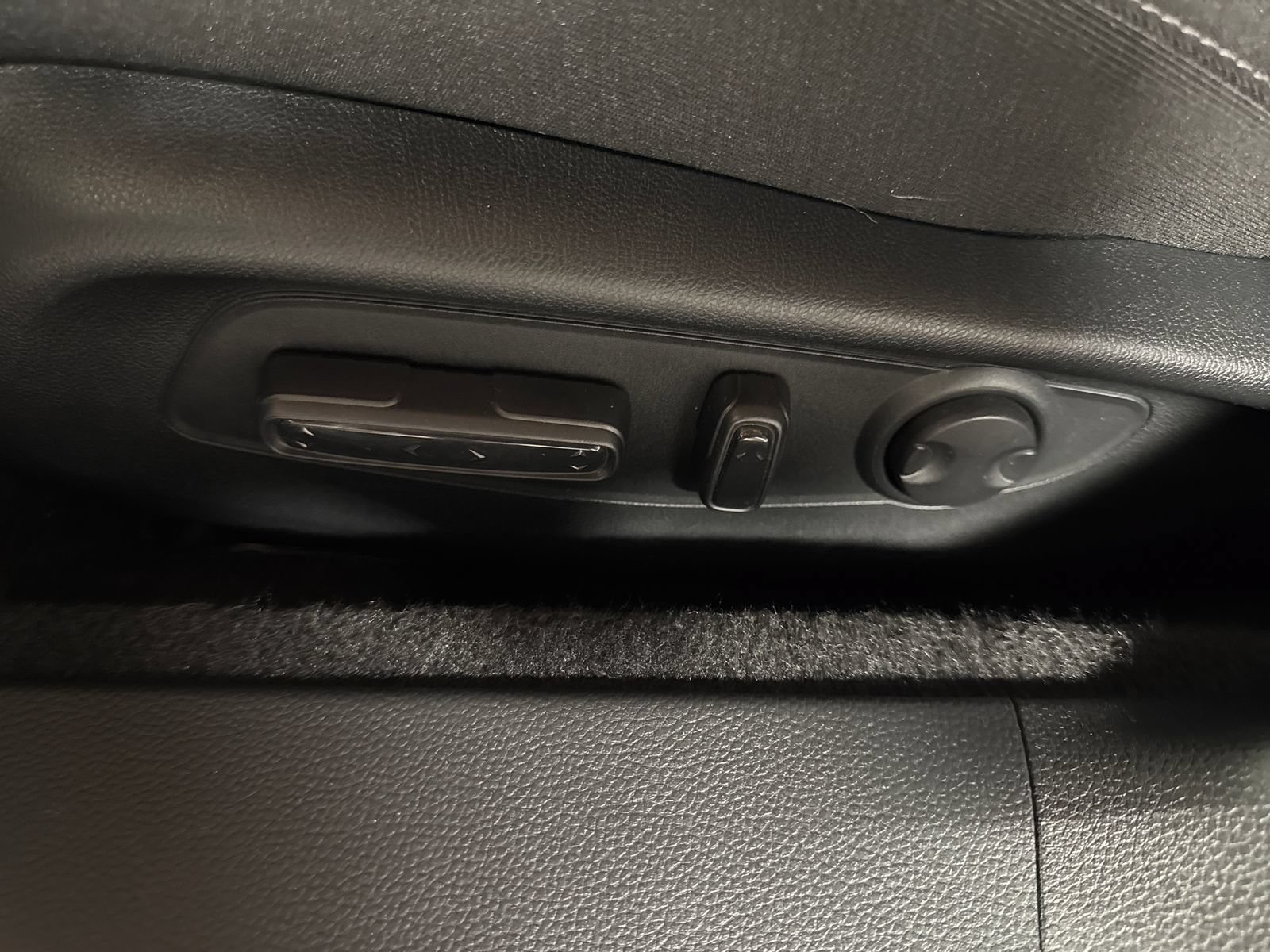 Used 2024 Honda Accord EX image 11