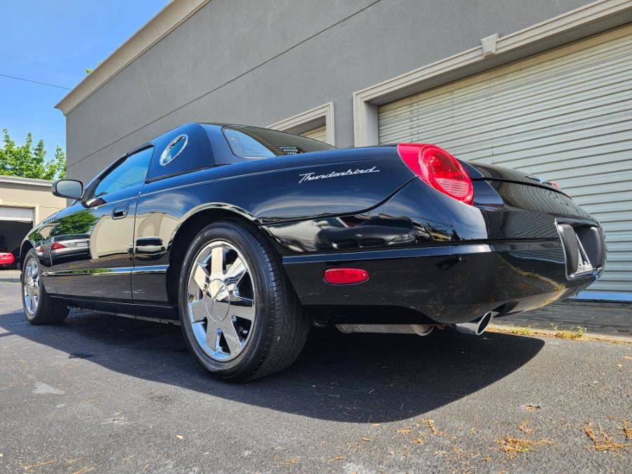 Used 2002 Ford Thunderbird RWD image 6