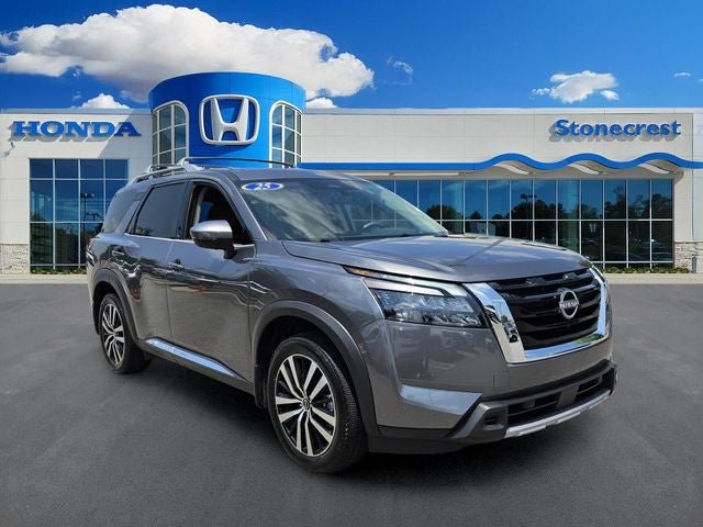 Used 2025 Nissan Pathfinder Platinum w/ Cargo Package FWD video 1