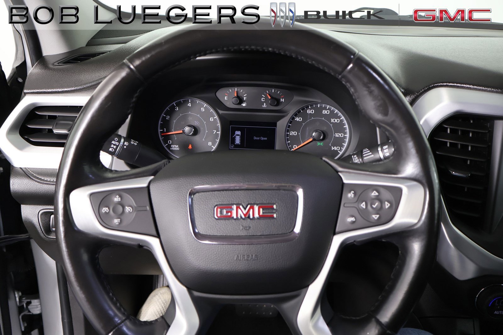 Used 2019 GMC Acadia SLE image 42