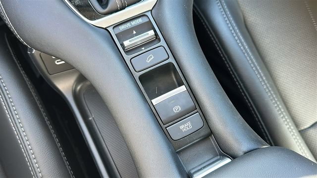 Used 2025 Honda HR-V EX-L image 20