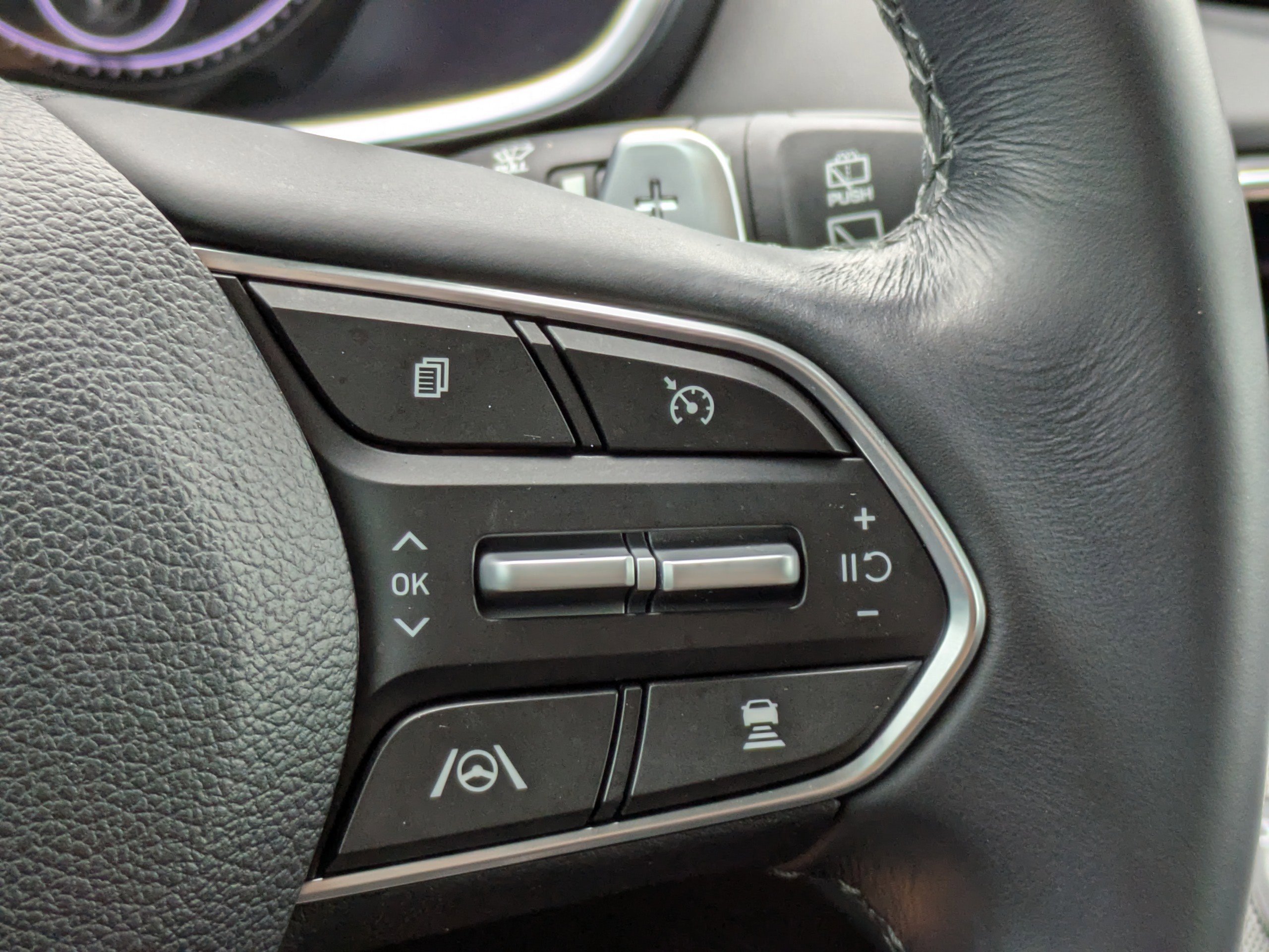 Used 2023 Hyundai Santa Fe SEL image 31