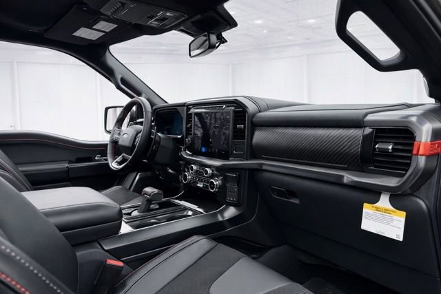 Used 2024 Ford F150 Raptor image 18