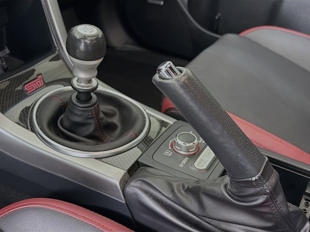Used 2016 Subaru WRX STI Limited AWD/4WD image 20