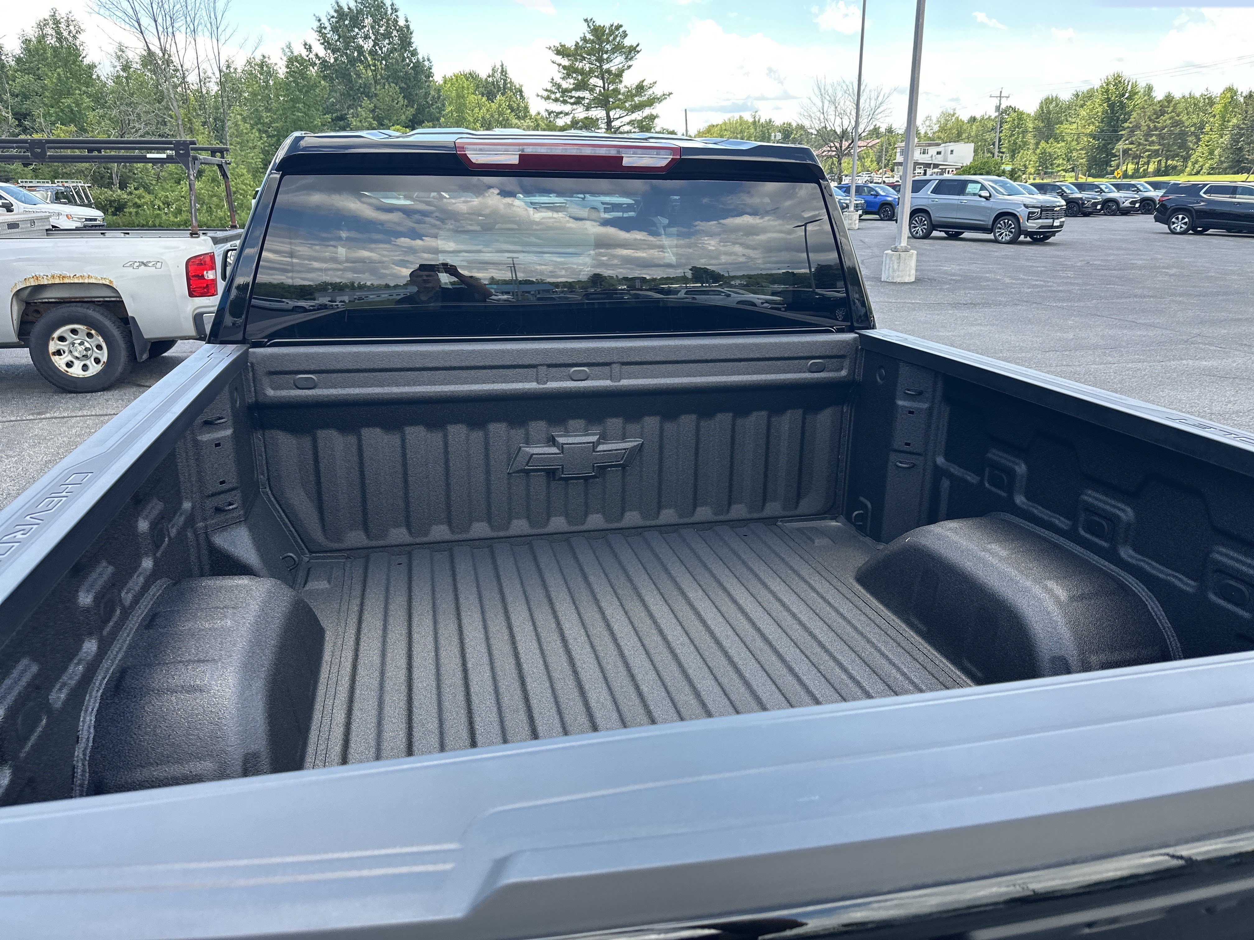 New 2026 Chevrolet Silverado 1500 RST w/ RST Select Package AWD/4WD image 7