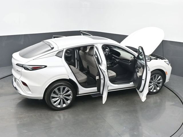 Certified 2024 Buick Envista Avenir image 65
