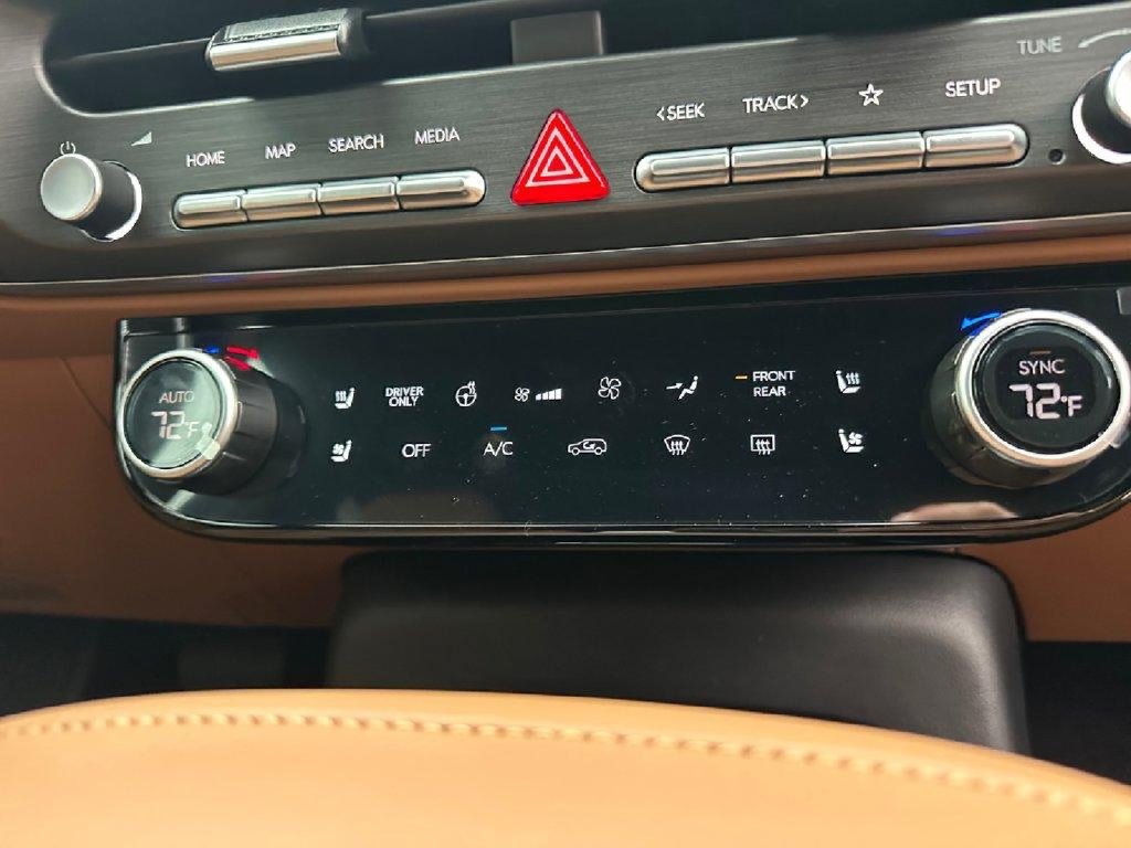New 2027 Hyundai Palisade Calligraphy FWD image 17