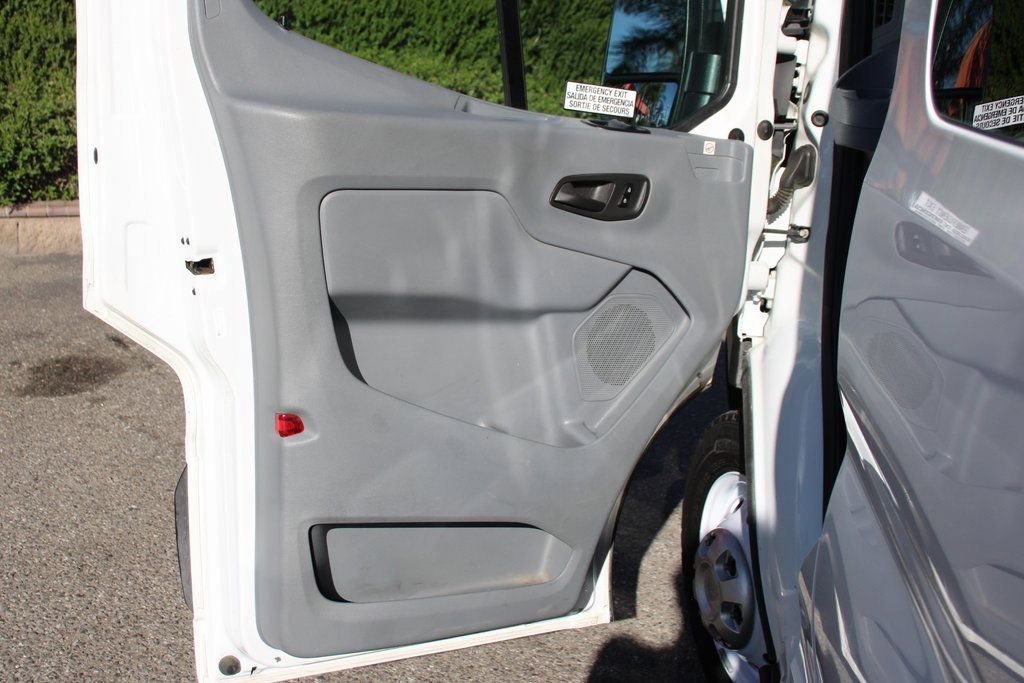 Used 2019 Ford Transit 350 XL image 21