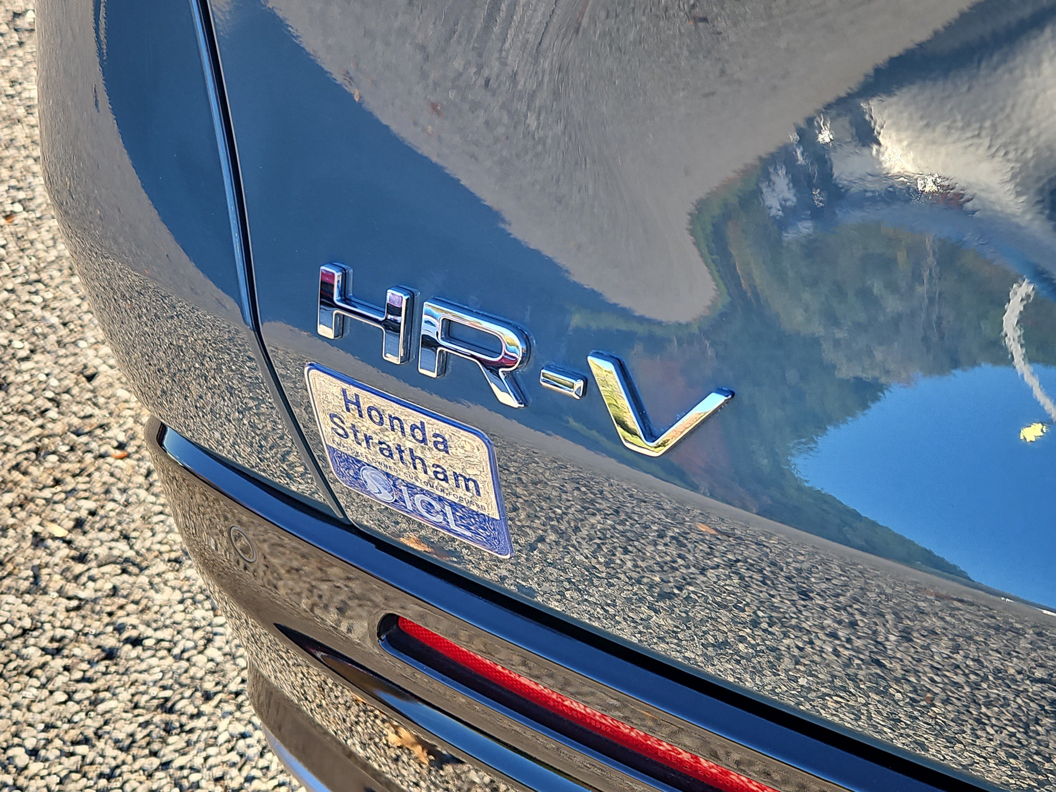 Certified 2024 Honda HR-V EX-L image 5