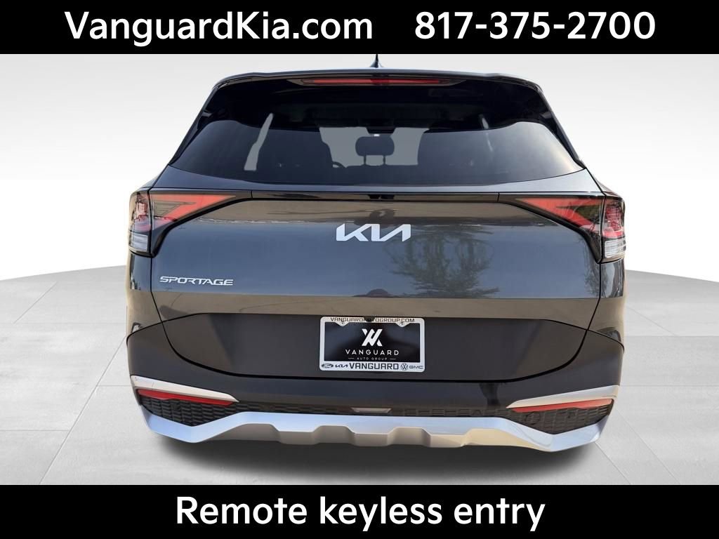 Certified 2024 Kia Sportage LX image 3