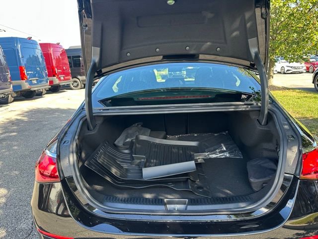 New 2026 Mercedes-Benz E 53 AMG e 4MATIC Sedan image 39