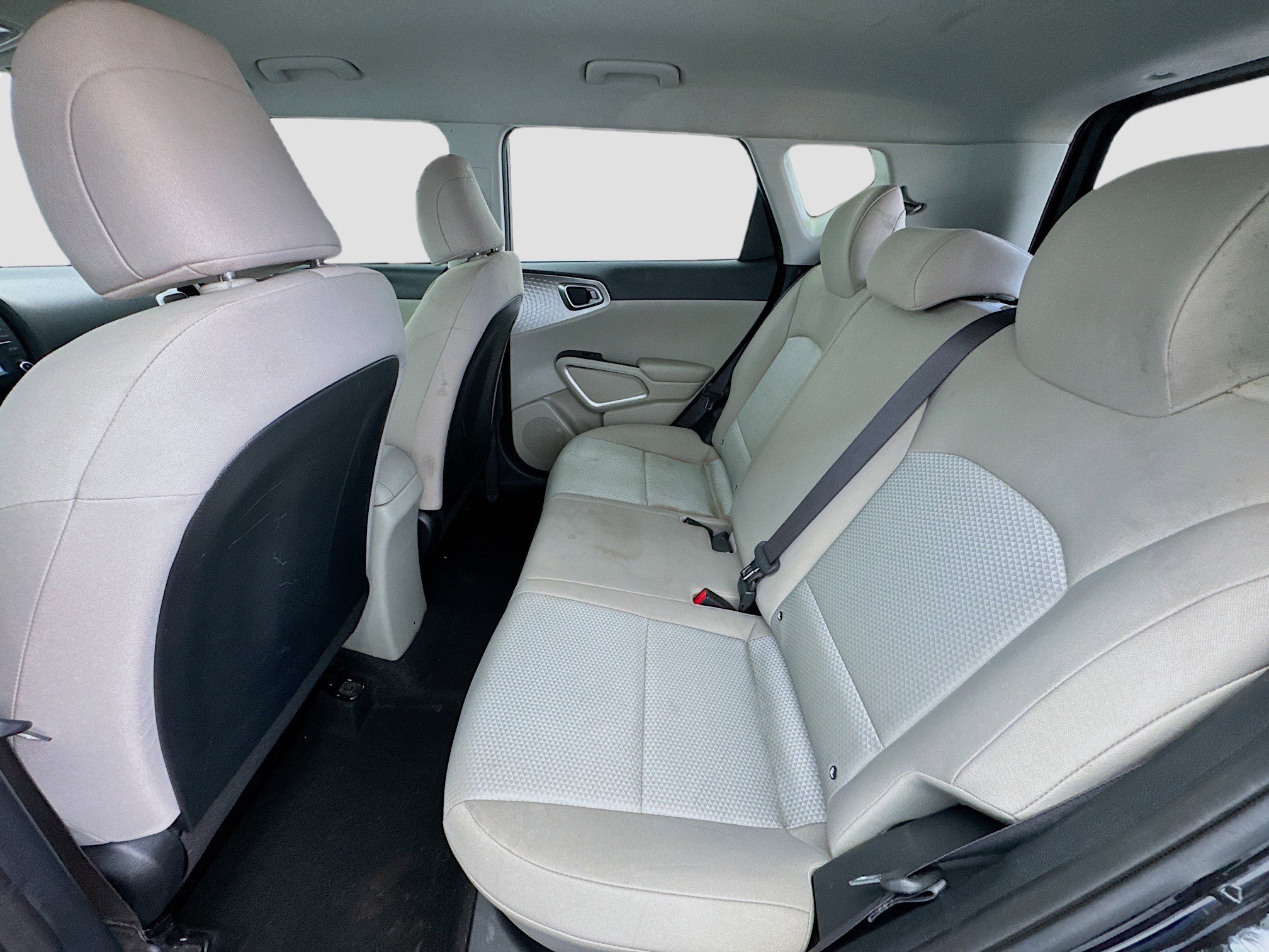 Used 2023 Kia Soul LX image 15