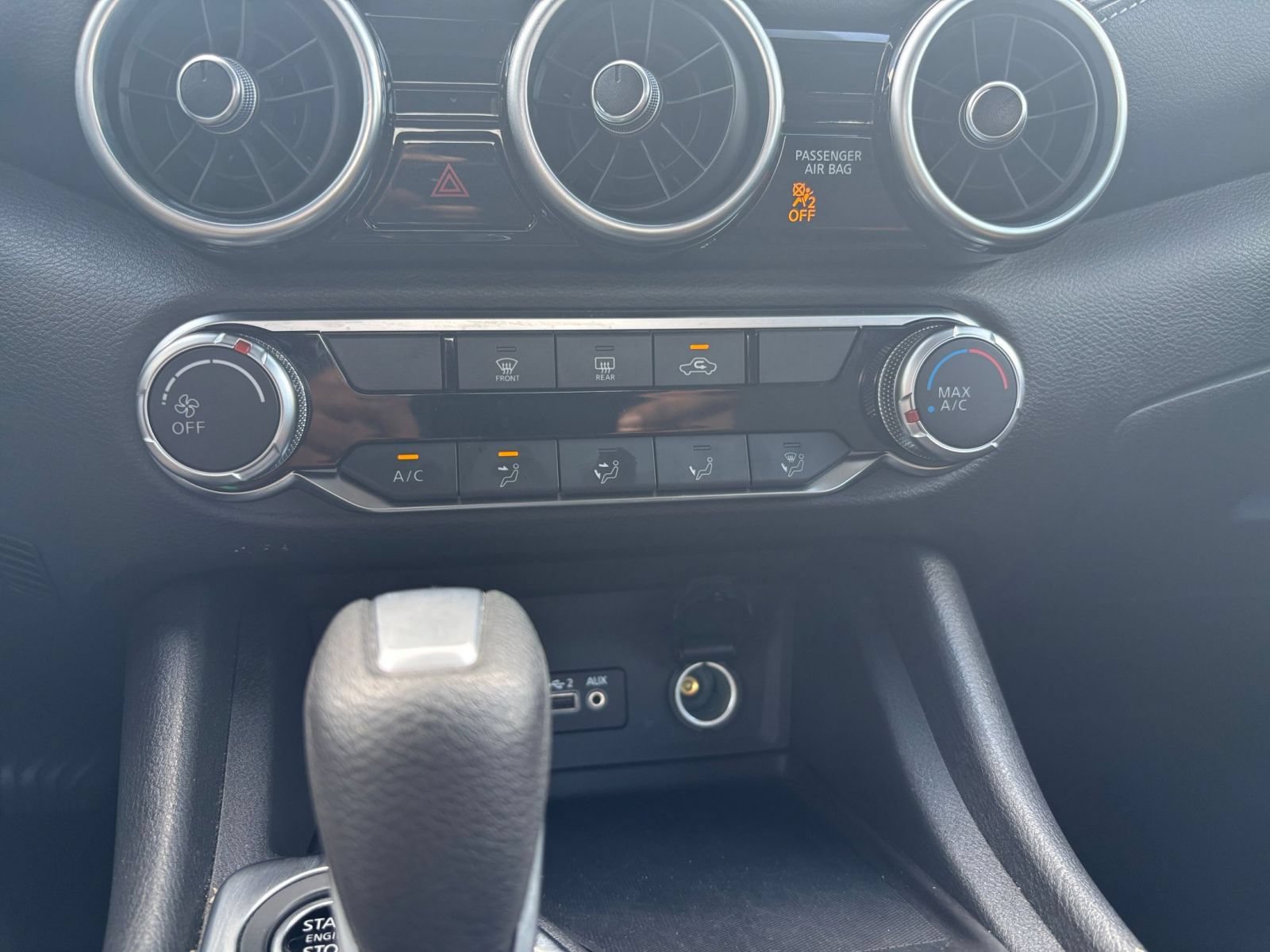 Used 2025 Nissan Sentra SV FWD image 14