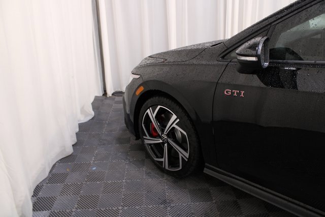 New 2026 Volkswagen GTI SE image 18