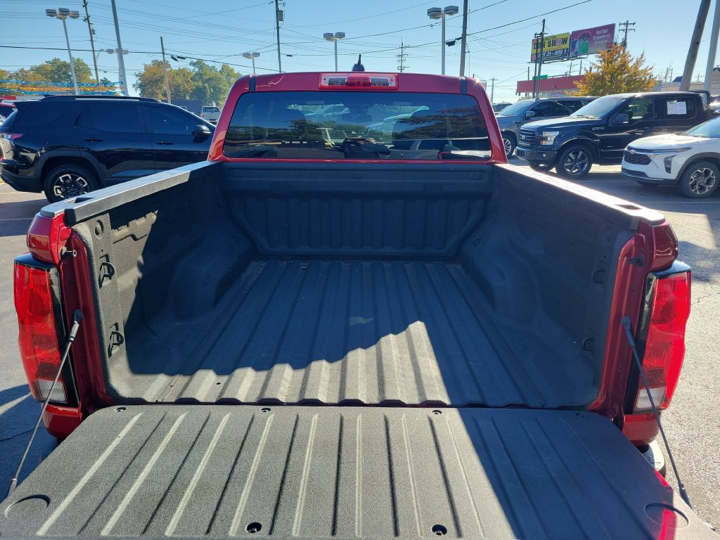 Used 2024 Chevrolet Colorado LT AWD/4WD image 13