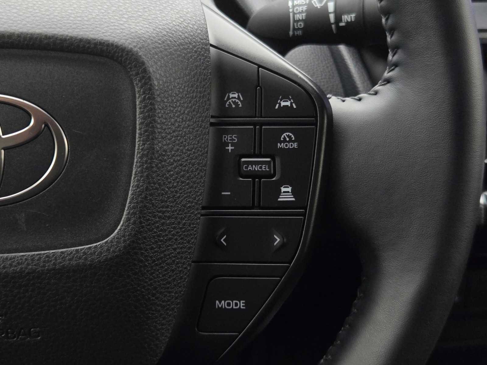 Certified 2025 Toyota Prius LE FWD image 19