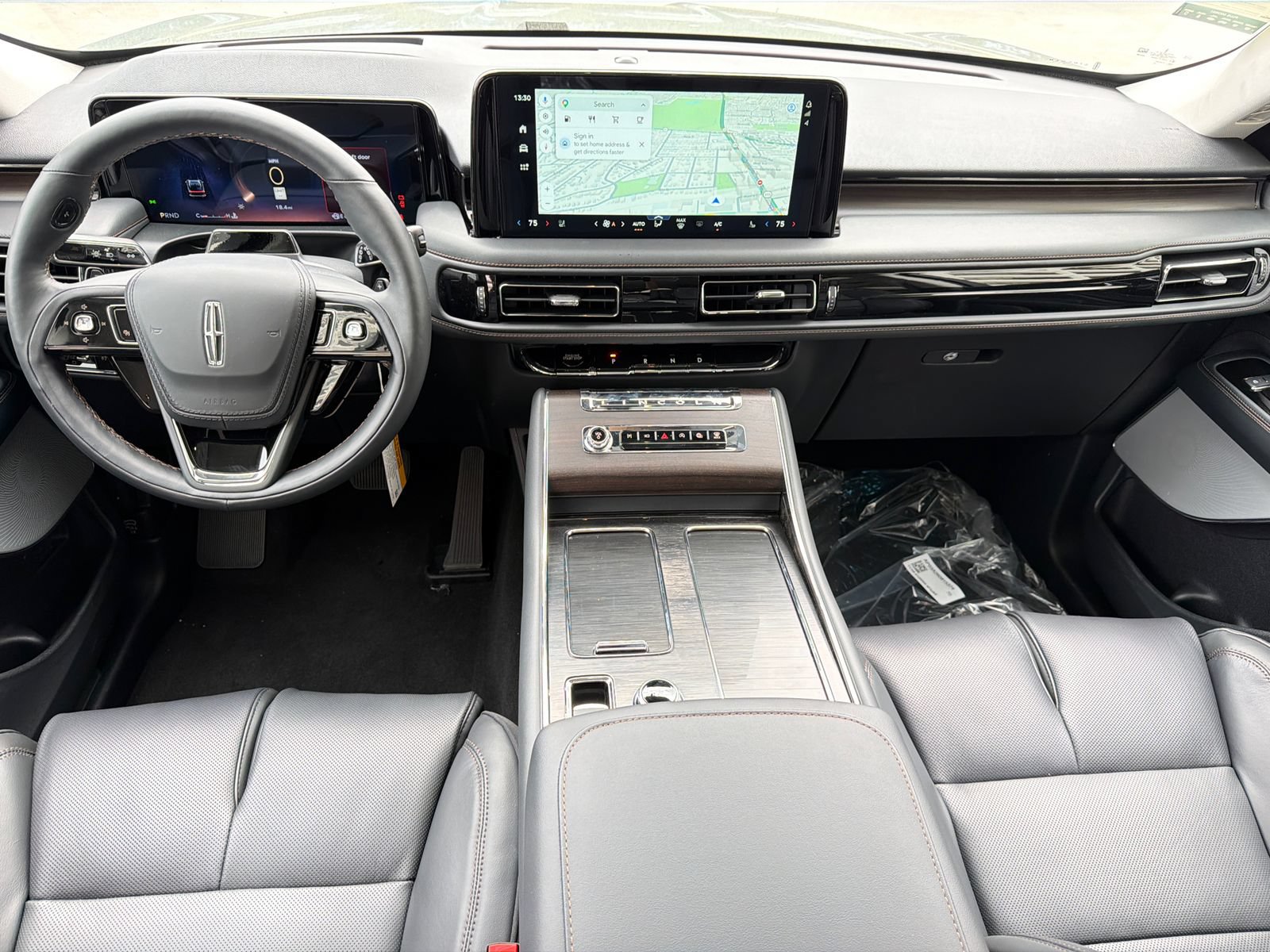New 2026 Lincoln Aviator Reserve w/ Luxury Package AWD/4WD image 22