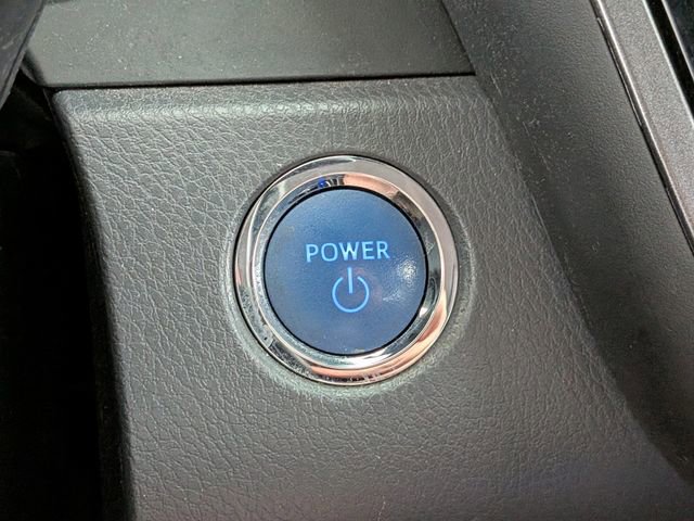 Used 2020 Toyota Camry LE w/ Carpet Mat Package FWD image 23