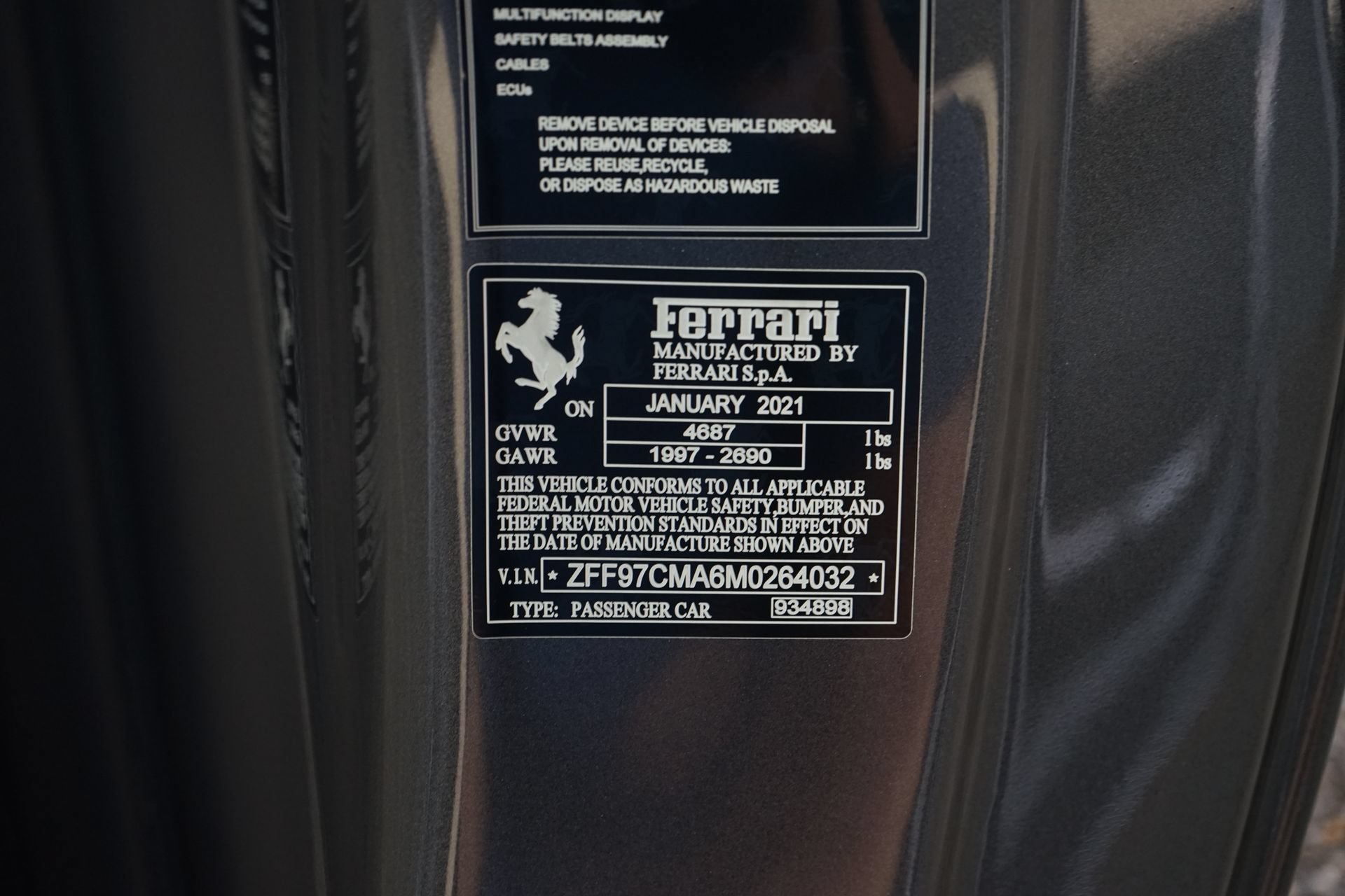 Used 2021 Ferrari 812 GTS RWD image 37